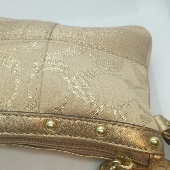 COACH SIGNATURE STUD WRISTLET - Picture 7 of 10